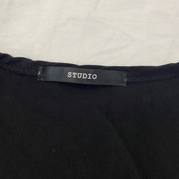 Women’s top - Picture 3 of 5